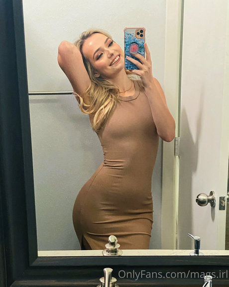 sucking cock onlyfans sexy photos