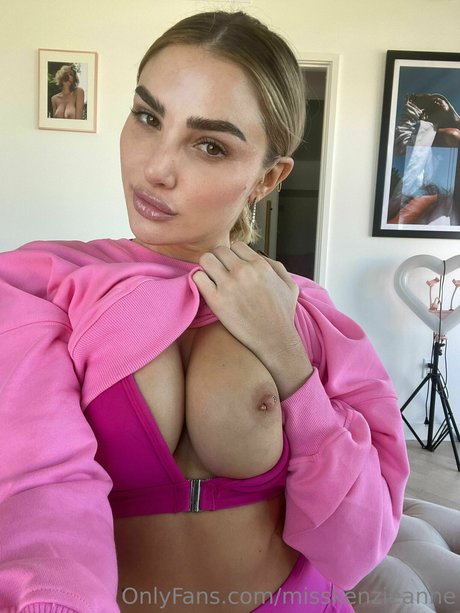 Kenzie Anne xxx star archive