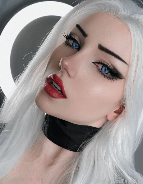 Felvelial perfect actress gallery