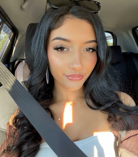 teen glasses onlyfans sexy nude galleries