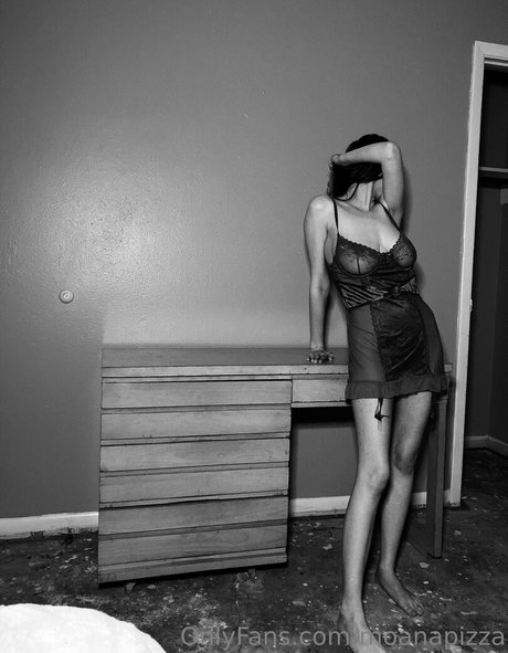 moanapizza sexy star photos