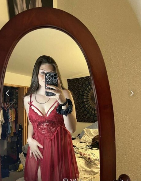 Dezbez420 actress pics