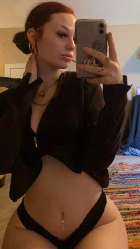 Madgotfanz pornographic model img