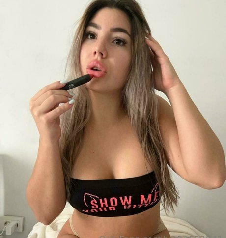 Nicole Curtiss model nude photo