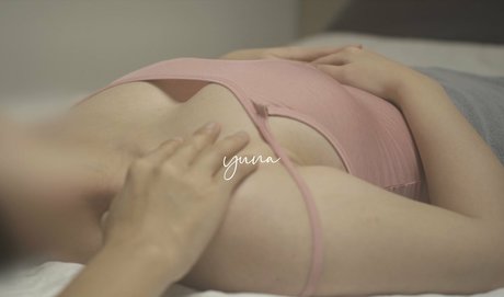 Yuna Yuri_ model erotic photo