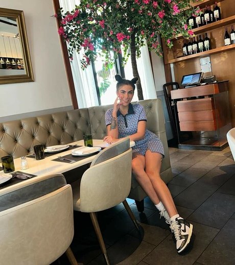 SammyRockss star sexy pics