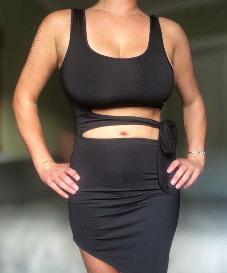 SmallGirlBigTitties erotic star images