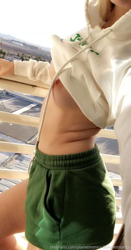 Planet Monica naked actress pictures