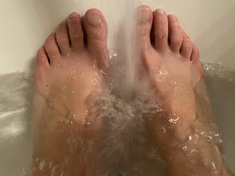 noughtievalkyrie pornographic actress photos