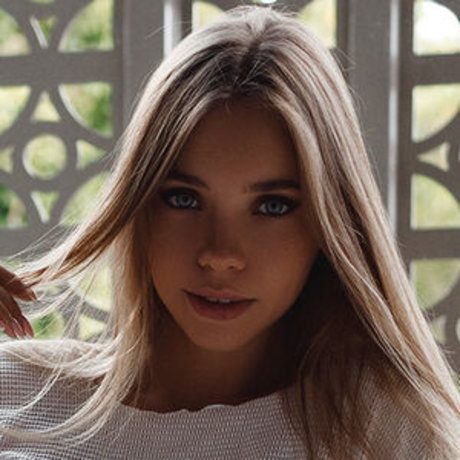 Liza Vaiss nice pornstar archive