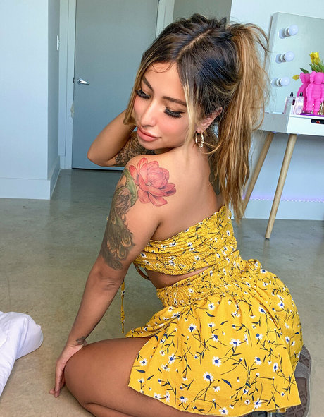 Rileykwums top pornstar photo