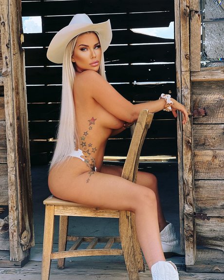 Mandy evonne pornstar naked pics