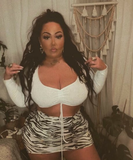 MiMiko Divine xxx model galleries