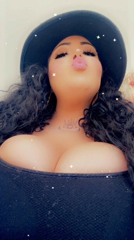 MiMiko Divine pornstar photo