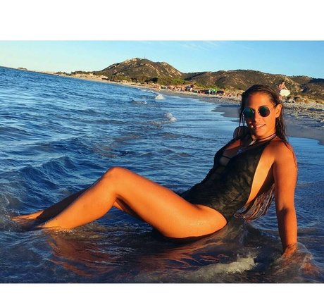 Arijanna Sara Di Palma model nude pics