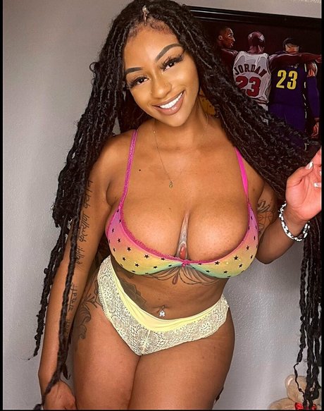 nigerianamazon erotic star galleries