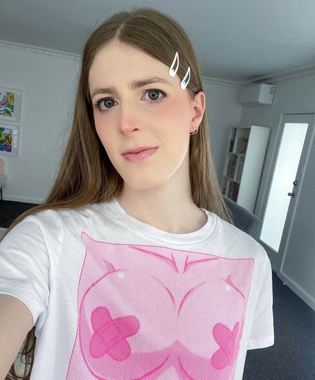 lilhyper erotic pornstar archive