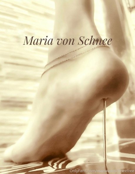 mariavonschneefree sexy actress photo