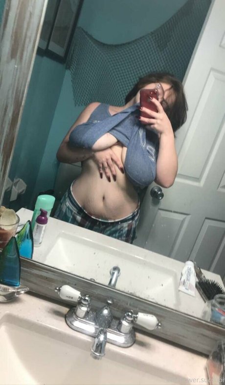 lil succubi sexy star photos