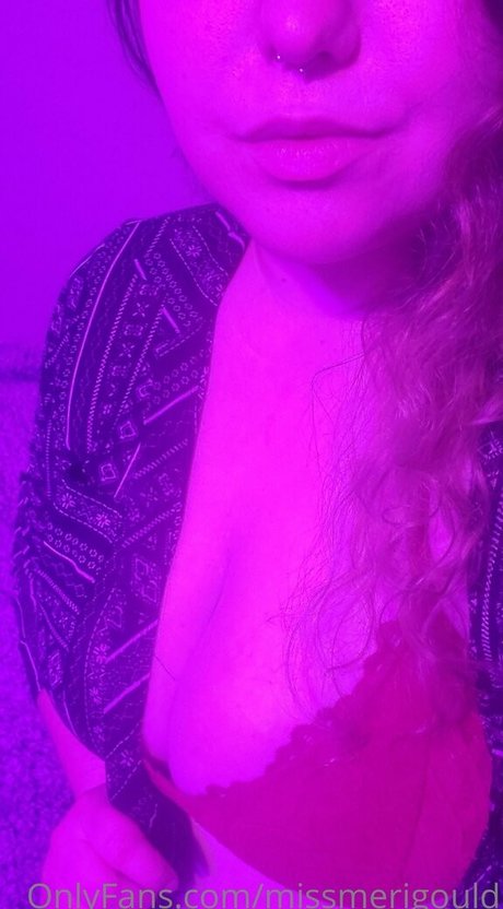 MissMeriGould xxx pornstar images