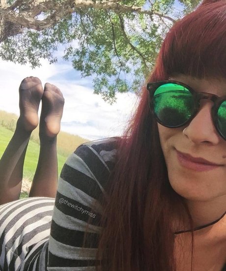 Thewitchymiss erotic pornstar archive