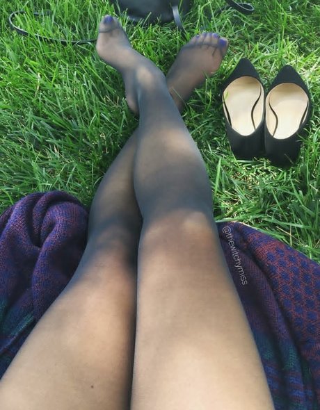 Thewitchymiss model sexy photo