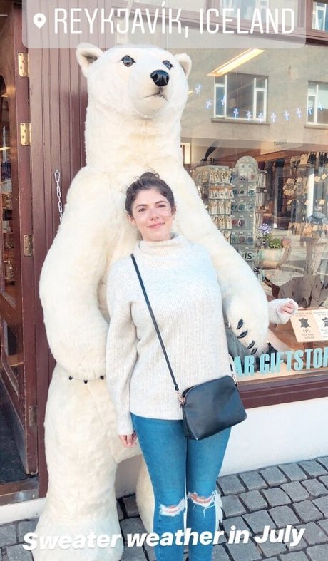 Emily H Barry model erotic pictures