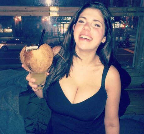 Emily H Barry exclusive pornstar pic