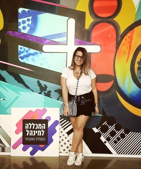 Sapir Sol star art picture