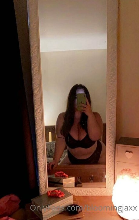 bloomingjaxx free model archive