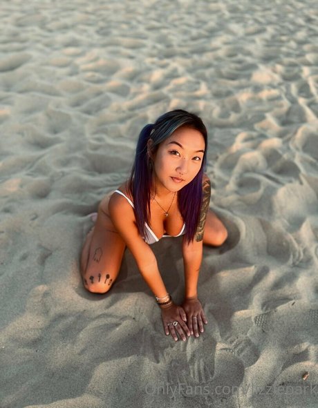 lizziepark best model picture