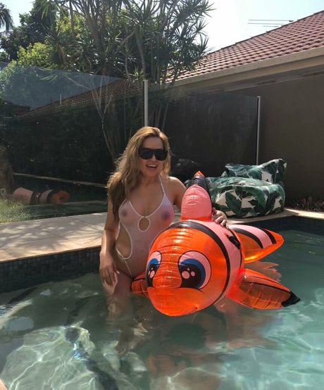 Viktoria Cortes star exclusive pictures