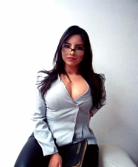 Herlinda Angel xxx model photo