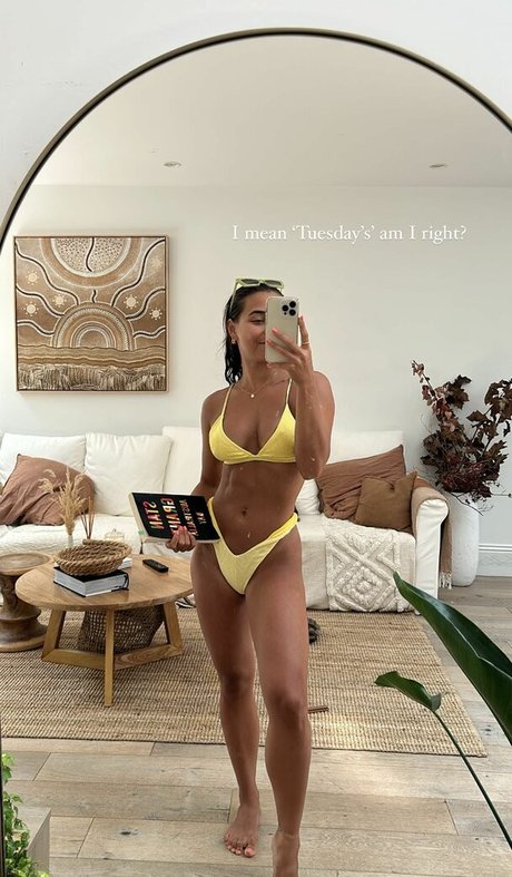 Brooke Blurton hd actress archive