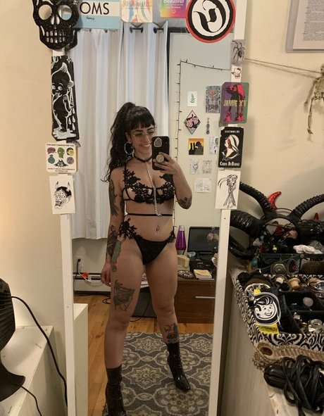 Littlefilthyb xxx pornstar photos