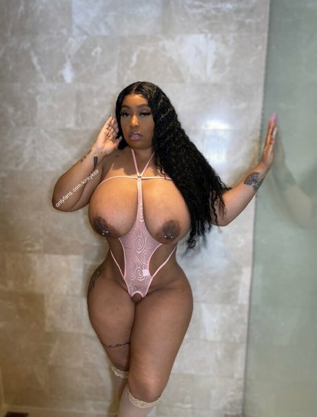 kinkykior xxx pornstar pic