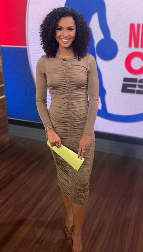 Malika Andrews model xxx picture