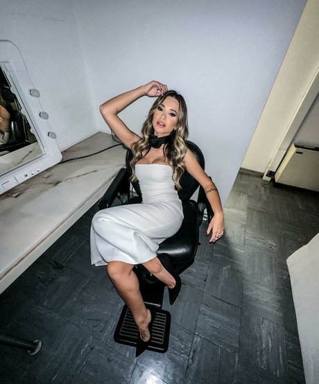 Bruna Gomes top model img