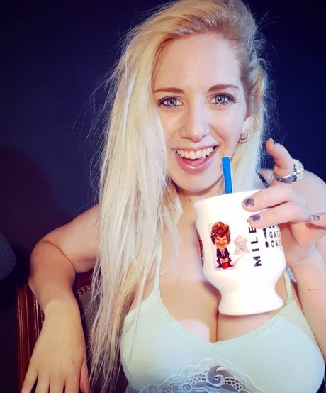 Maria Celeste pretty model gallery