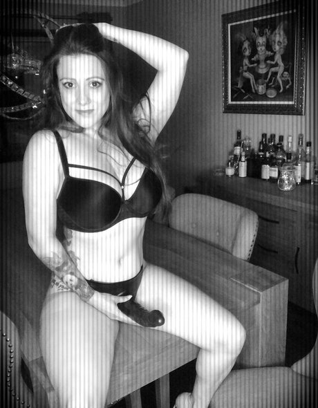 suzie212love naked actress pics