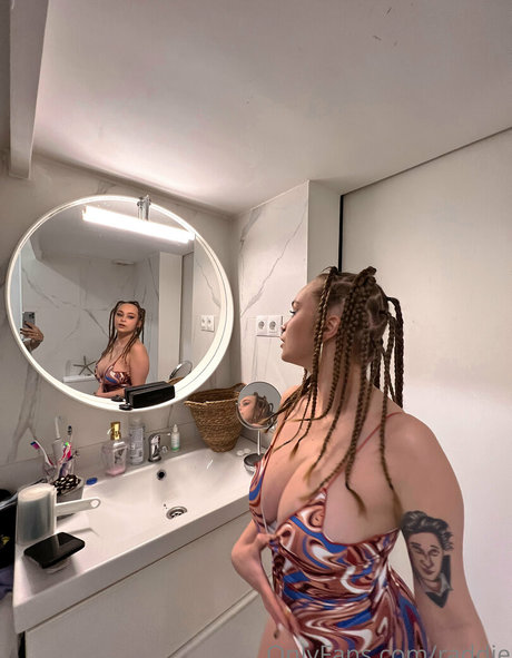 raddie naked star photo