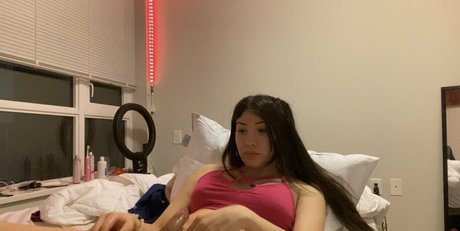 Sulka nudes star pictures