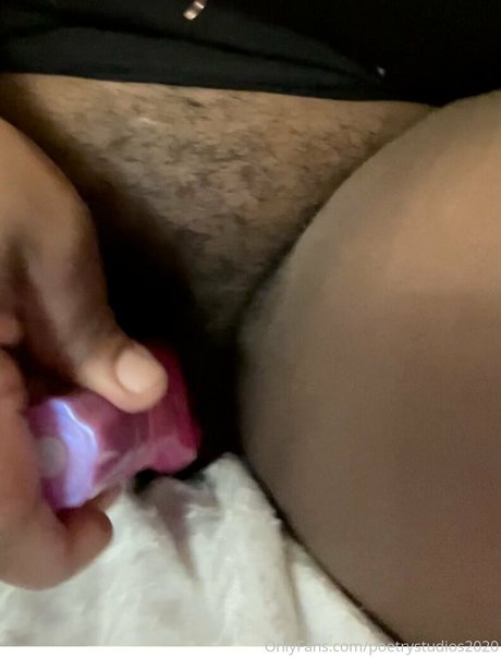 poetrystudios2020 pretty star gallery