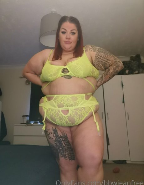 bbwjeanfree model nude photos