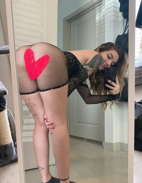 ravengonewildfree model free photo