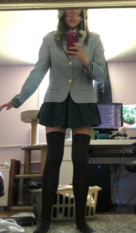 aprilwintersfree pornstar hot img