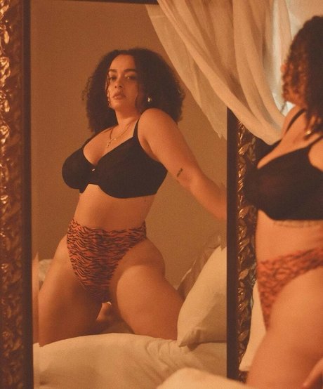 Riana Dejesus free actress photos