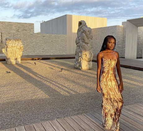 only1blair model img