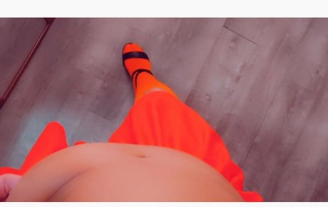 ellament_ hot pornstar picture