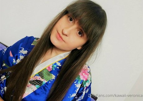kawaii veronica erotic model picture